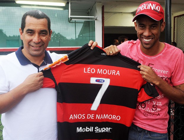 Leo moura, sete anos de namoro com o Flamengo (Foto: Alexandre Vidal / Fla Imagem)