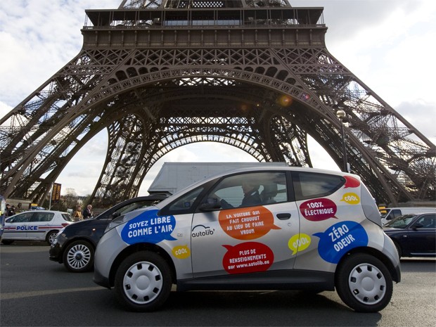 Paris; carros; elétricos; Autolib (Foto: Gonzalo Fuentes/REUTERS)