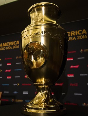 Troféu Copa América Centenário (Foto: Reprodução/Twitter)