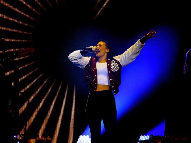 Demi Lovato em show em St Paul, Minnesota, nos Estados Unidos (Foto: Adam Bettcher/ Getty Images)