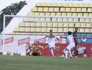 Guarani de Juazeiro; Palmas; Série D; Romeirão; gol (Foto: Normando Sóracles/Agência Miséria de Comunicação)