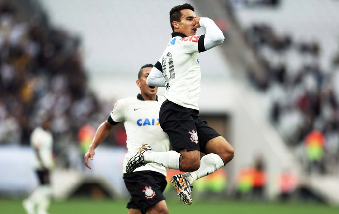 Jadson Corinthians x Botafogo (Foto: Marcos Ribolli)