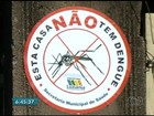Projeto coloca selos em casas sem focos do Aedes aegypti, em Luziânia