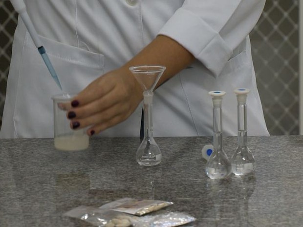 Testes com as sementes foram feitas em laboratório, em Vila Velha (Foto: Reprodução/ TV Gazeta)