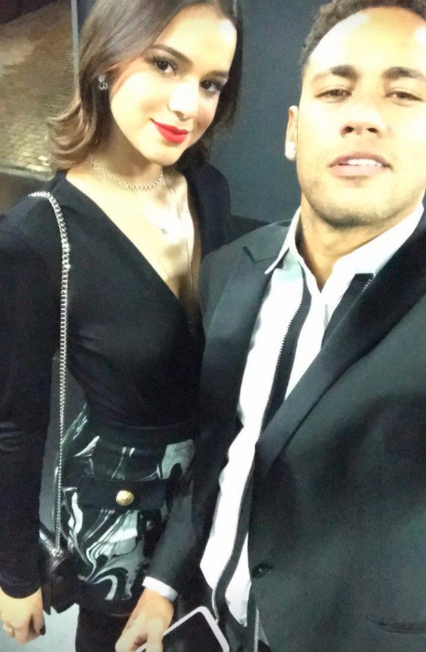 Look do dia Neymar e Bruna Marquezine (Foto: Reprodução / Instagram)