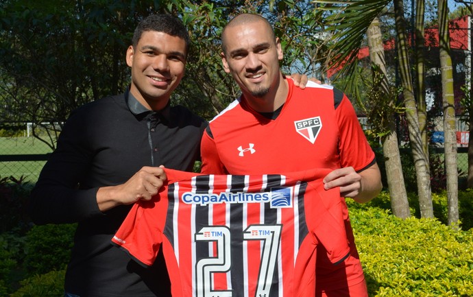 Casemiro Maicon São Paulo (Foto: Ana Luiza Rosa/saopaulofc.net) Casemiro Maicon São Paulo (Foto: Ana Luiza Rosa/saopaulofc.net)