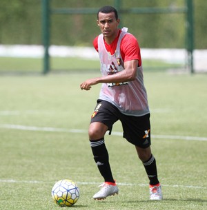Serginho Sport (Foto: Aldo Carneiro/ Pernambuco Press) Serginho Sport (Foto: Aldo Carneiro/ Pernambuco Press)