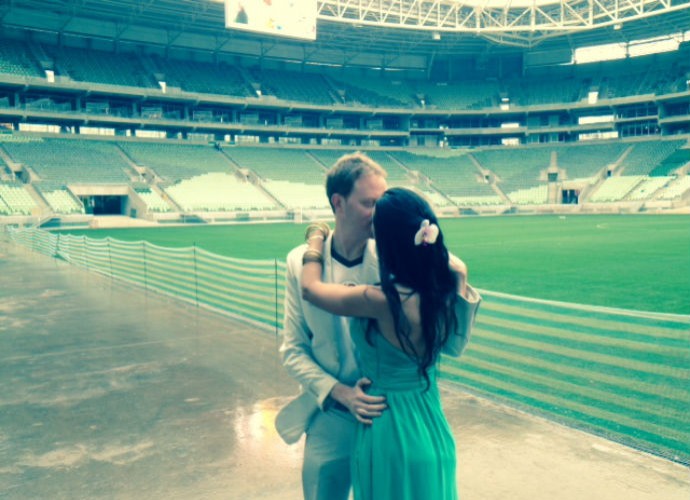 O amor é verde: no dia do Centenário, casório no Verdão e passeio na Arena