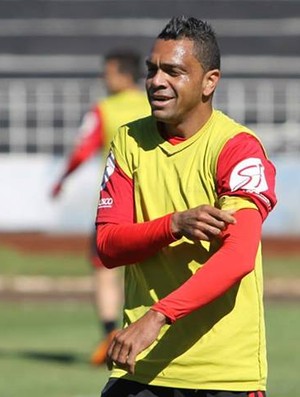Leandro, atacante do Botafogo-SP (Foto: Rogério Moroti / Ag. Botafogo)