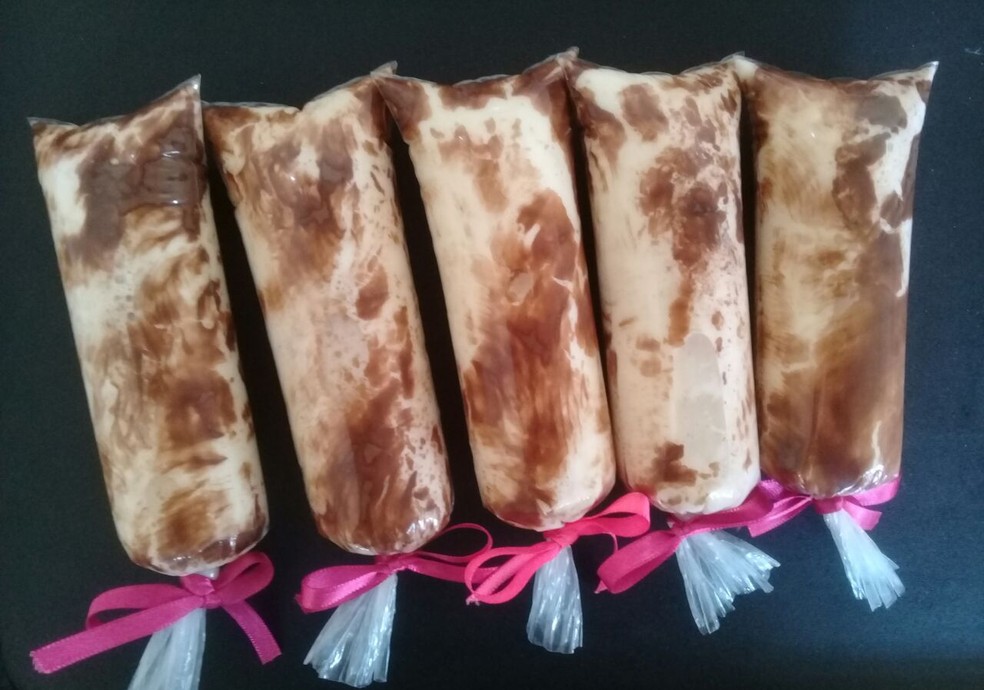 Refrescos gourmet são vendidos em vários sabores como torta de limão, trufa de chocolate, leite ninho com goiabada,  açaí cremoso, entre outros.  (Foto: Caroline Sampaio/Arquivo Pessoal)