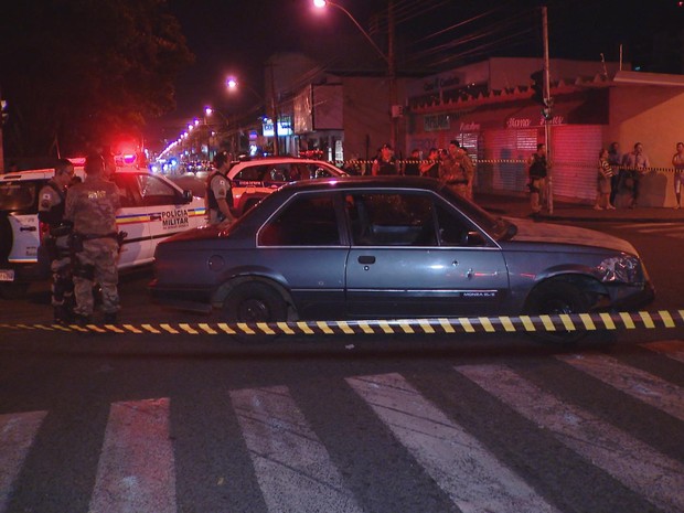 Assalto Bom Jesus em Uberlândia (Foto: Reprodução/TV Integração)