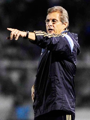 Derrota atrapalha, e Verdão tem dois jogos para garantir quartas na capital