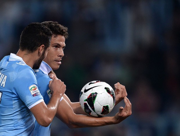 Hernanes gol Lazio (Foto: AFP)