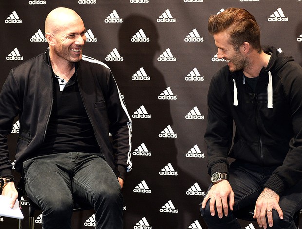 Zidane e Beckham participam de ação promocional na França (Foto: AFP)