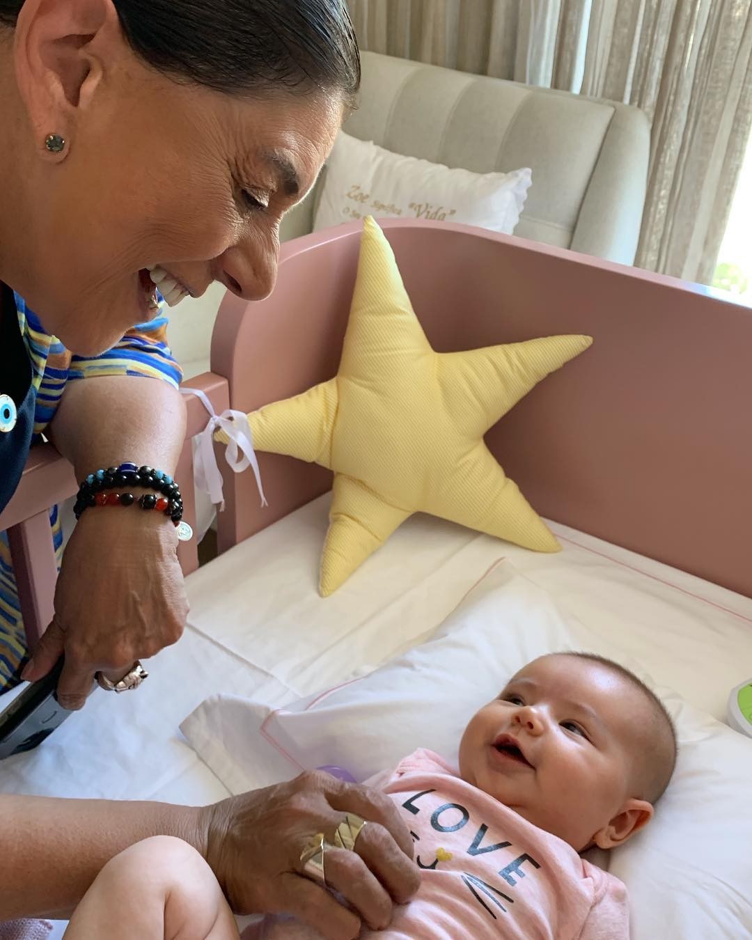 Xuxa Meneghel Se Derrete Por Zoe Filha De Sabrina Sato Duda Nagle