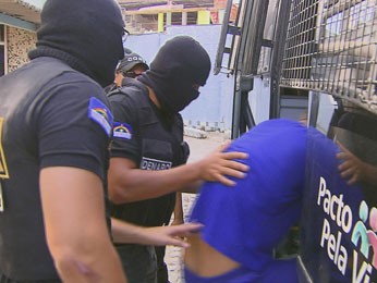 Operação contra o narcotráfico (Foto: Reprodução/TV Globo)