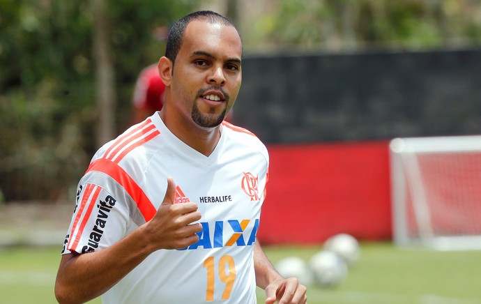 Alecsandro, treino do Flamengo (Foto: Cezar Loureiro / O Globo)