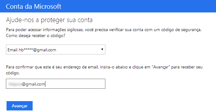Verificando identidade do usuário (Foto: Reprodução/Helito Bijora)