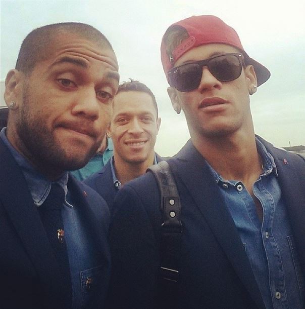 Daniel Alves parabeniza Neymar pelo aniversário (Foto: Instagram/Reprodução)