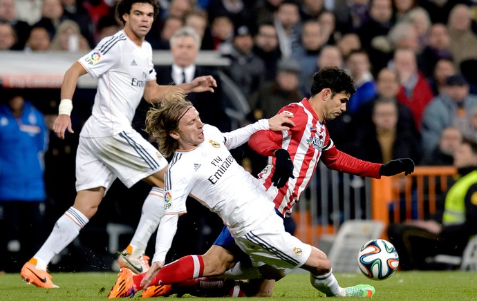 Diego Costa jogo do Real Madrid contra o Atlético de Madrid (Foto: AFP)