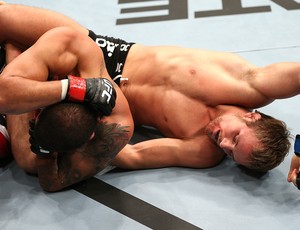 Gunnar Nelson vence luta do UFC (Foto: Getty Images)