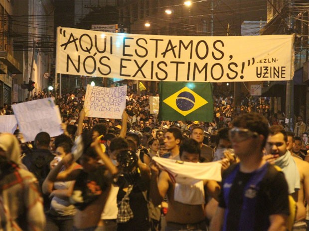 Manifestantes tomaram as ruas do Centro de Campinas na última semana  (Foto: Gustavo Magnusson / G1)