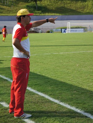 Fernando Diniz Atlético Sorocaba (Foto: Eric Mantuan / GLOBOESPORTE.COM)