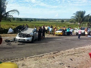 Acidente mais grave matou um casal na BR-304; peça de um caminhão teria se soltado, atingido a moto onde estavam as vítimas (Foto: Divulgação/PRF)