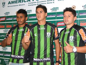 América-MG apresenta três reforços (Foto: Fernando Martins Y Miguel)