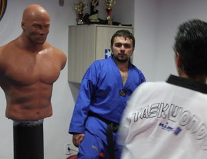 José Torre Vieira, técnico da equipe de taekwondo de RO (Foto: Hugo Crippa)