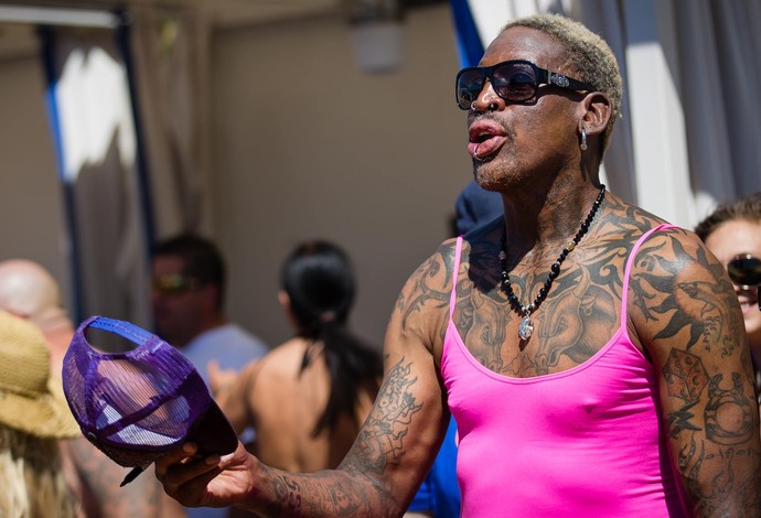 Com Atrizes Porn Rodman Celebrar Anivers Rio Um Dia Antes De Superluta