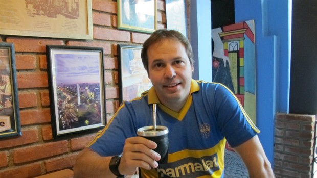 Cristian Galarza, dono de restaurante do Boca Juniors em São Paulo (Foto: Gustavo Serbonchini / globoesporte.com)