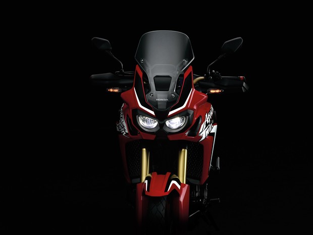 Primeiras imagens da Honda CRF 1000L Africa Twin foram divulgadas nesta terça-feira (12) (Foto: Divulgação )