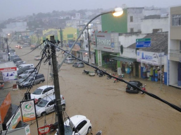 chuva em jaguaquara (Foto: Blog Marcos Frahm / Divulgação)