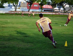 Sergipe fez atividades físicas  (Foto: Felipe Martins/GLOBOESPORTE.COM)