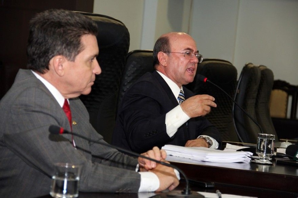 Sérgio Ricardo e José Riva ocuparam o cargo de presidente da ALMT (Foto: Demostenes Milhomem/ALMT)