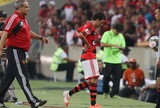 Elano machucado Flamengo x Leon