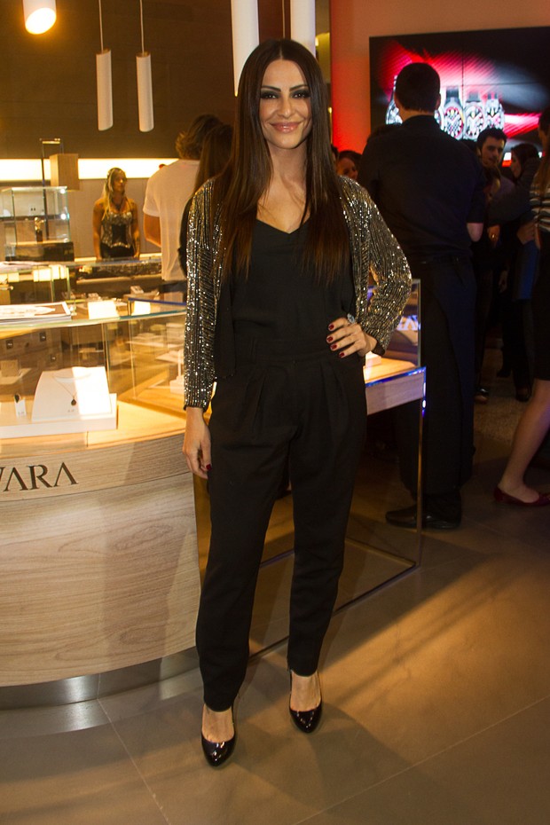 Cleo Pires em lançamento de coleção de relógios em São Paulo (Foto: Amauri Nehn / Foto Rio News)