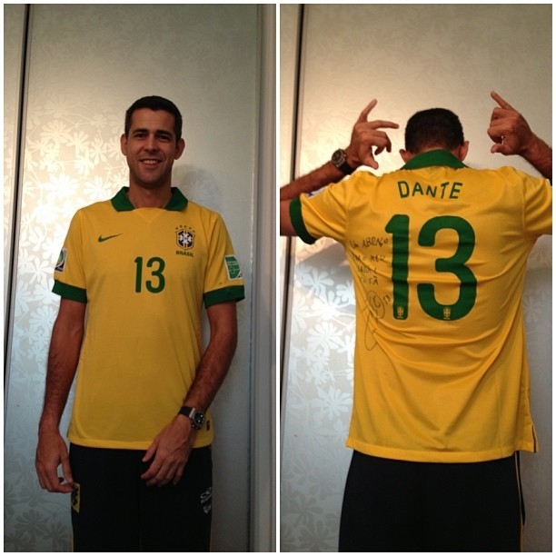 Dante veste a camisa do seu xará para torcer pela seleção (Foto: Reprodução/Instagram)