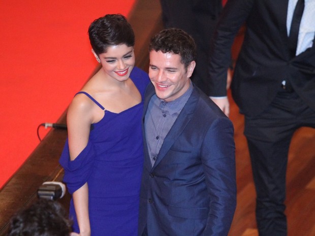 Daniel Oliveria e Sophie Charlotte em prêmio de cinema no Rio (Foto: Thyago Andrade/ Foto Rio News)