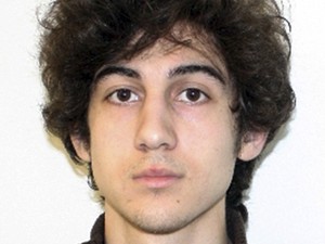 Dzhokhar Tsarnaev pode ser condenado à morte (Foto: AP/FBI)