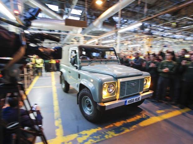 Último Land Rover Defender foi produzido nesta sexta (29), na Inglaterra (Foto: Divulgação) Último Land Rover Defender foi produzido nesta sexta (29), na Inglaterra (Foto: Divulgação)