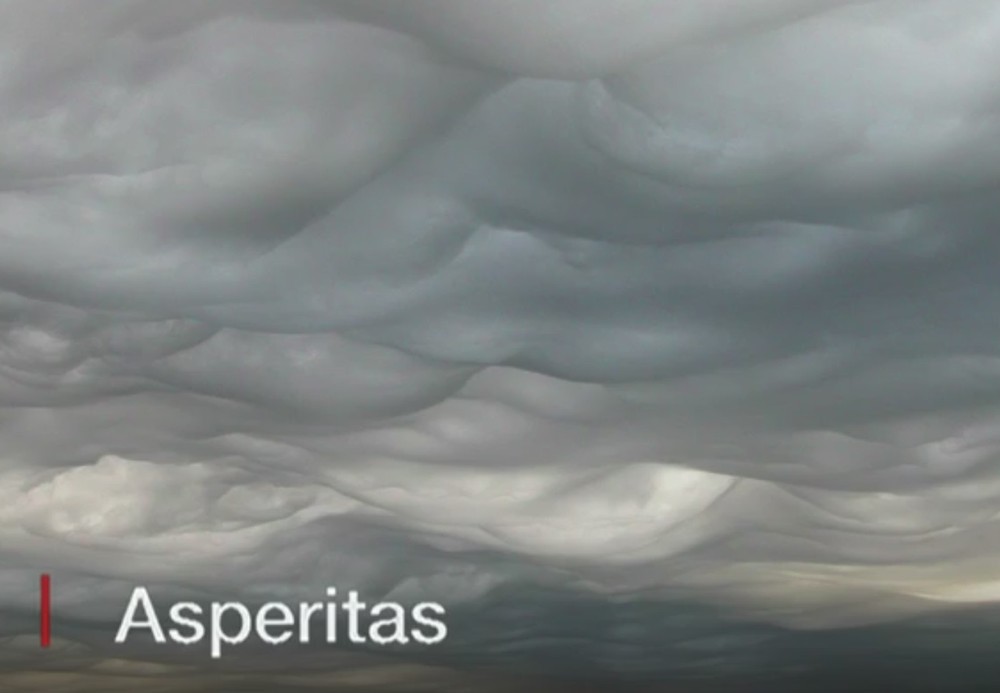 Nuvem do tipo 'Asperitas', de acordo com Atlas (Foto: Reprodução/BBC)