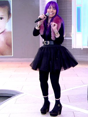 A cantora contou que ela mesma idealiza seus looks (Foto: TV Globo)