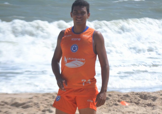 Parnahyba treina na praia (Foto: Didupaparazzo ) Parnahyba treina na praia (Foto: Didupaparazzo )