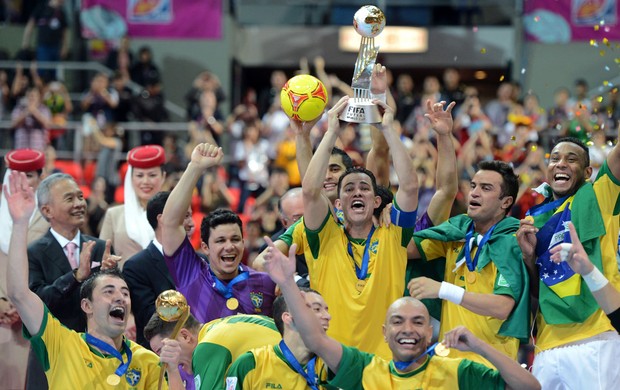 Brasil campeão do mundo de Futsal. Brasil-campeao-futsal-afp