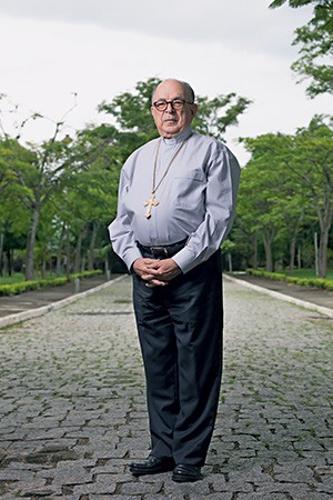 SUPERAÇÃO Dom Damasceno em sua residência, em Aparecida. “É fundamental reconhecer falhas e não se considerar o dono da verdade” (Foto: Camila Fontana/ÉPOCA) SUPERAÇÃO Dom Damasceno em sua residência, em Aparecida. “É fundamental reconhecer falhas e não se considerar o dono da verdade” (Foto: Camila Fontana/ÉPOCA)