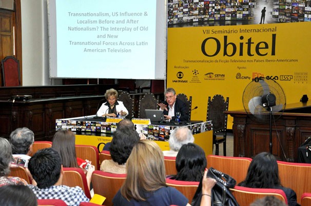 A apresentação de Joseph Straubhaar no VII Seminário Internacional Obitel  (Foto: Renato Velasco)