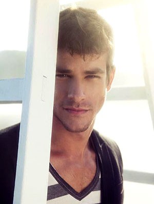 Felipe Martins modelo campanha roupa nadador (Foto: Divulgação / Campanha Rockstter Verão 2012)