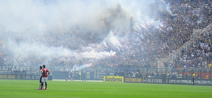 Sinalizadores da torcida na final da Copinha rendem multa ao Corinthians
